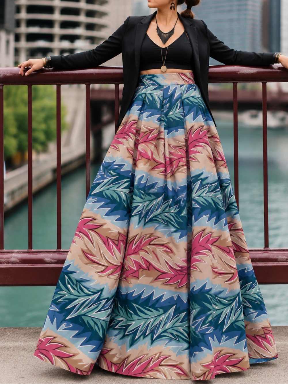 Francis + Benedict Tropical Leaf Print Pleated Maxi Skirt Blue Pink M